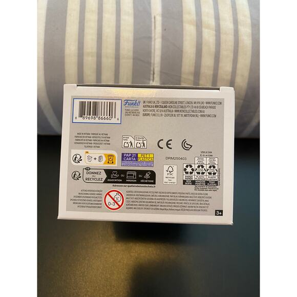 Funko Pop Movies:  Jurassic World Rebirth - Titanosaurus - Picture 6 of 6